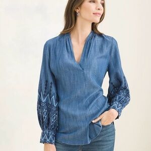 CHICO’S Embroidered Chambray Long Sleeve Blouse Pleats Neckline V- Neck Pullover